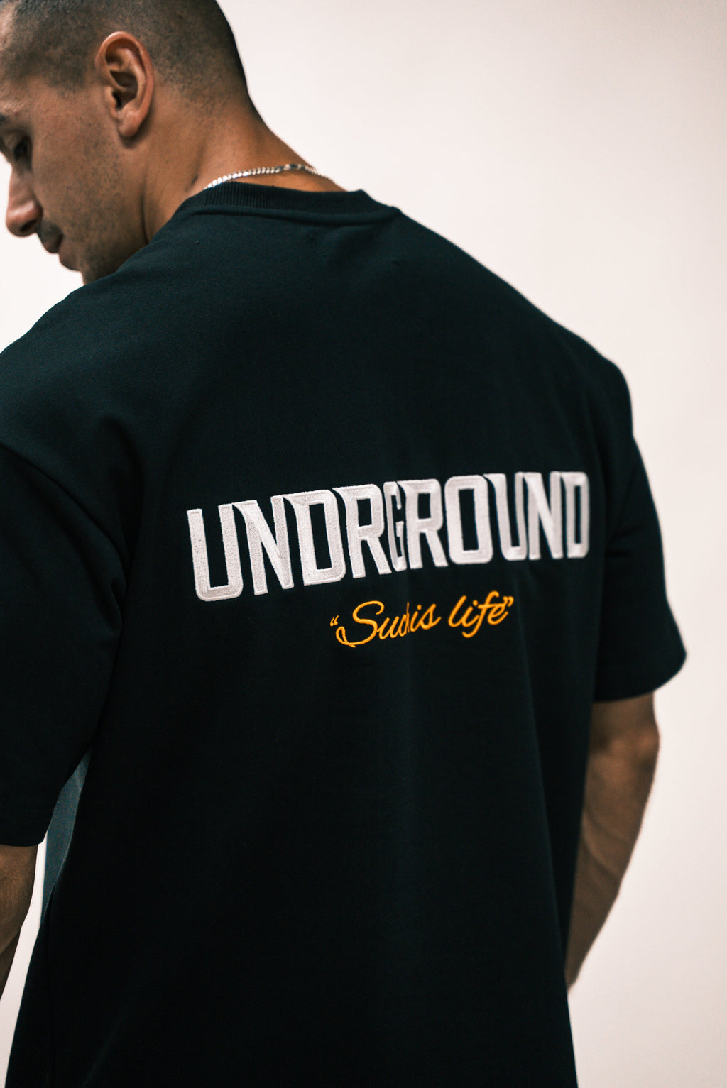 Such Is Life Relaxed Fit Tee x Blk/Orange